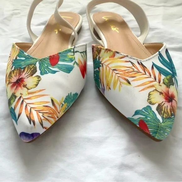 Lulus Mae White Floral Print Pointed-Toe Slingback Flats | Size 6 | Like New - Picture 4 of 13